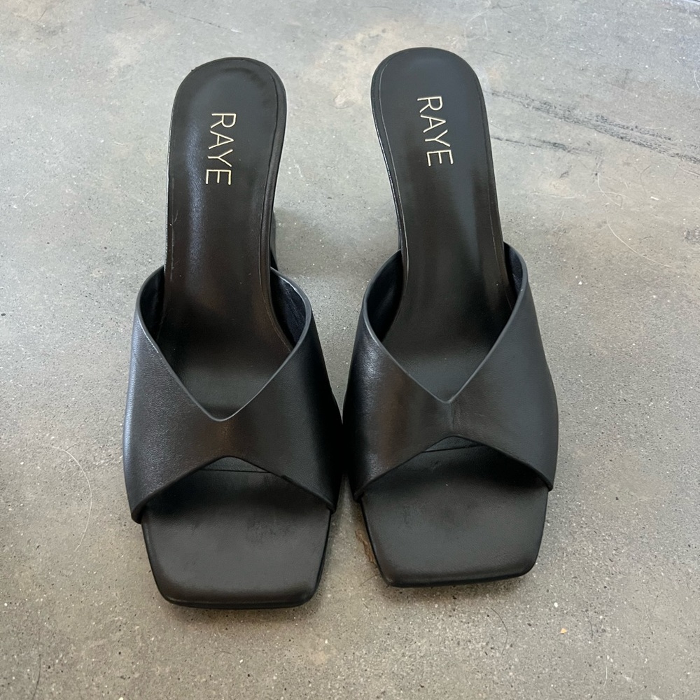 RAYE Women's Black Slide Sandals
